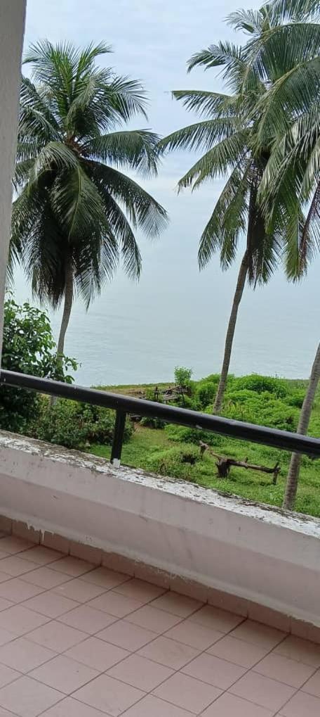 Pd Seaview Corus Paradise Lagoon Porto Dickson Exterior foto
